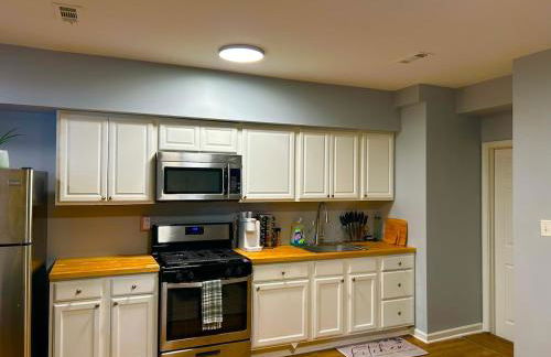 Chic 2BR Near Capitol Hill & Nightlife - Foto 3