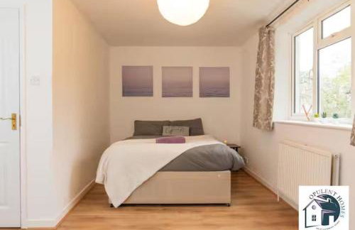 7 Bedroom Home - Contractor Stays - Reading Central - Photo 9