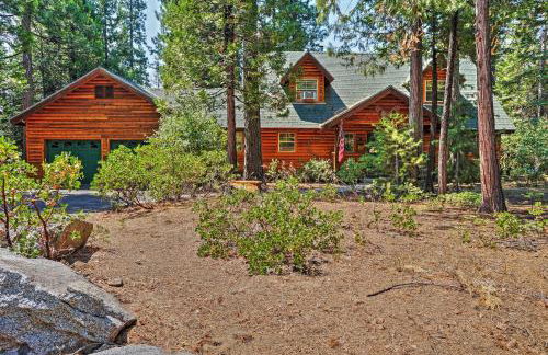 Hot Tub, Deck & Trail Access: Shaver Lake Cabin - Photo 24