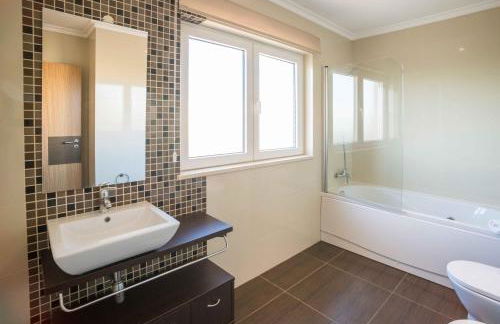 Portimão Elegant House With Pool by Homing - Foto 24