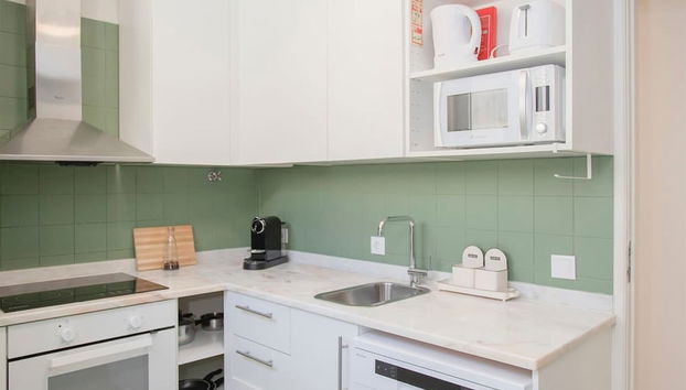 Liiiving in Porto - Downtown Balcony Apartment - Foto 3, Habitación