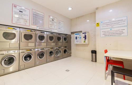 S1405 - practical and modern - AC, balcony and parking - Foto 31