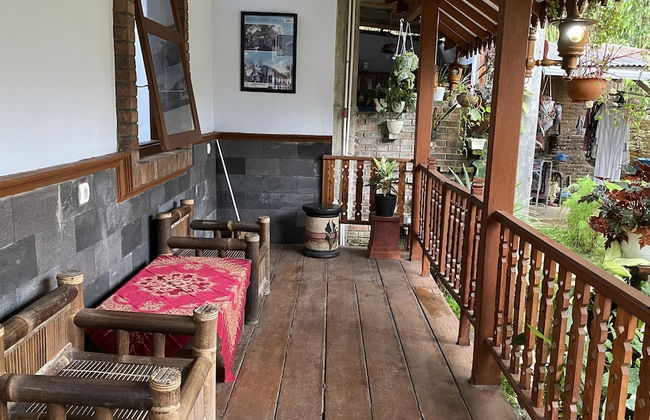 Homestay Candi Pawon Fahrurohman Syariah - Foto 16