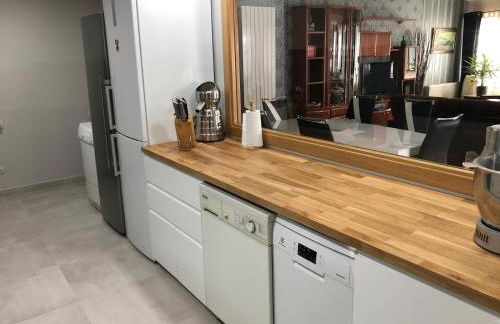 Estudios Bilbao Deusto - Foto 18