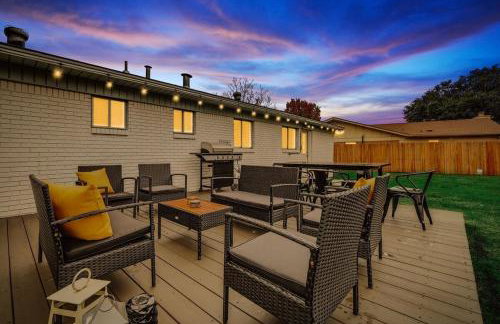 Upscale 3BR 2B Cozy Home with Pool & Grill - Foto 2