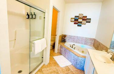 Sunshine&Shoreline-LakefrontDog Days Condo 3BD2BA - Foto 16