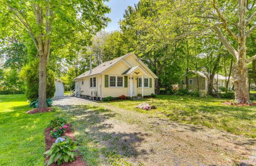 All-Season Vernon Township Lake House Retreat! - Foto 22