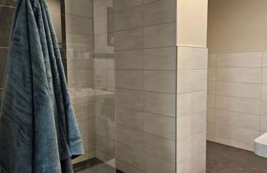 Elegant Apartment with Direct River View, Balcony and Parking in Bernkastel-Kues - Photo 40