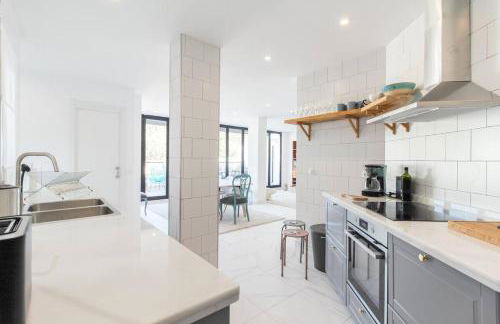 Cristo Epidemia 93 by Pineapple Homes - Photo 2