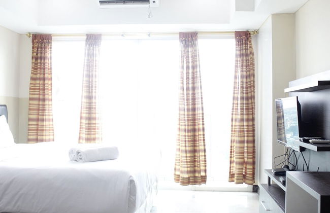 Modern Studio Room at Tamansari La Grande Apartment - Foto 4