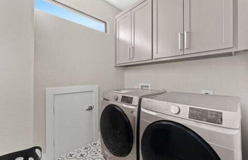 Trinity Groves Retreat - Large Modern 5 BR Home - Foto 21