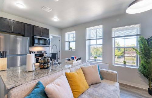 2BR Exclusive Retreat Near Henry Ford - Foto 5