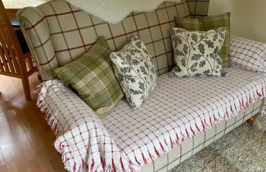 Charming just renovated 2 bed cottage in the centre of village - Foto 14