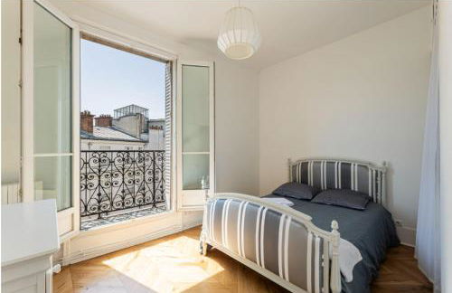 Vue Tour Eiffel et 5 minutes des Champs-Elysees Appartement 2 chambres Paris 16 Etoile - Foto 18