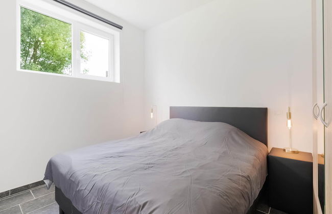 Modern Holiday Home in Ronse With Garden - Photo 5