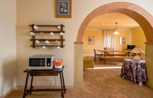 Nice Farmhouse in Asciano With Shared Pool - Foto 8