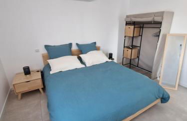 Terre de Crussol - Gite 3 étoiles en Ardèche, avec piscine et clim, 2-4 personnes - Photo 8