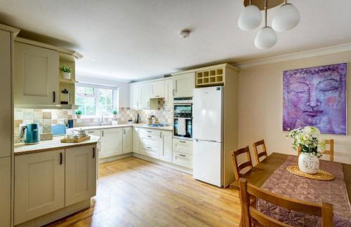 Rural Pet Friendly Apartment Near Salisbury - Foto 8