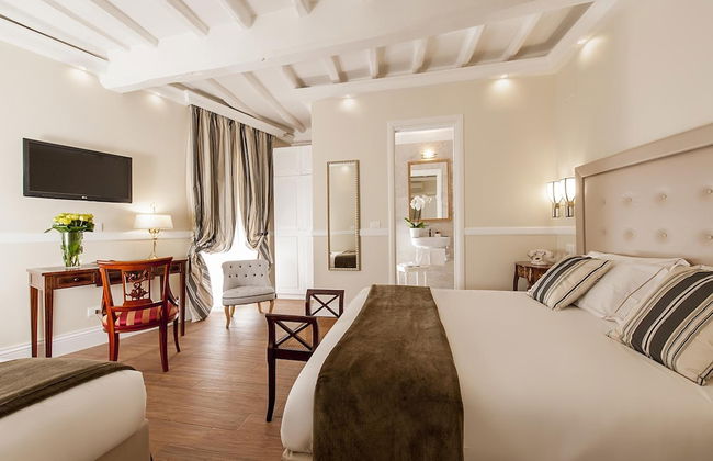 La Residenza del Sole al Pantheon - Photo 16