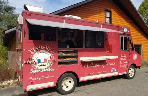 Serenity and Fun all in one in this Cozy Pocono Cabin - Foto 63