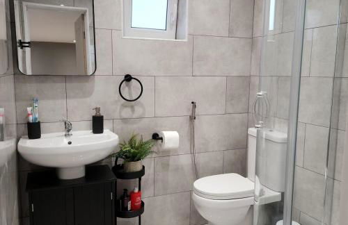 Spacious Luxe Suite New Build London and Essex - Foto 14