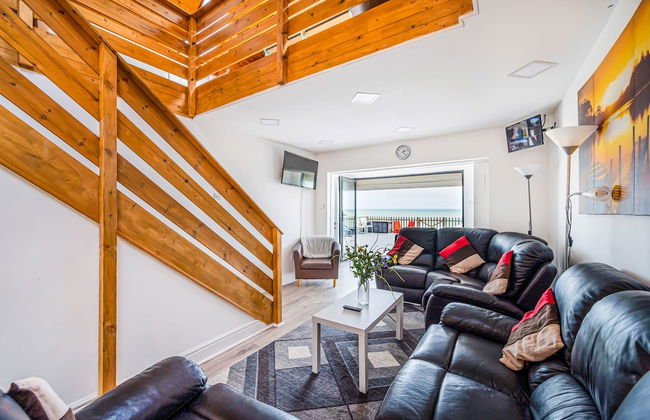 Beachfront House With 2 Kayaks Sleeps 8 - Foto 9