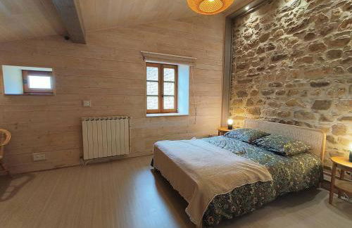 Maison en pierre avec vue imprenable dans le parc naturel du Pilat - Foto 25