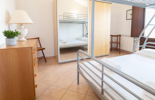 Casa Lyam in Cabras With 2 Bedrooms and 1 Bathrooms - Photo 23