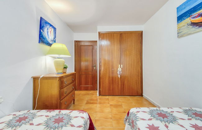 Apartment in Roses Near Canyelles Beach - Photo 10
