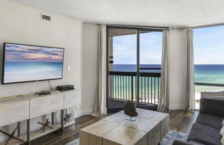 The Scallop by Brightwild-Beachfront Condo - Photo 2