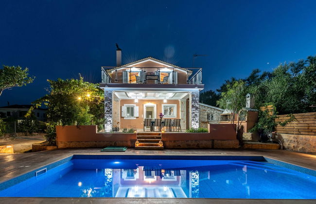 Villa in Zakynthos With Private Pool & Views - Foto 17