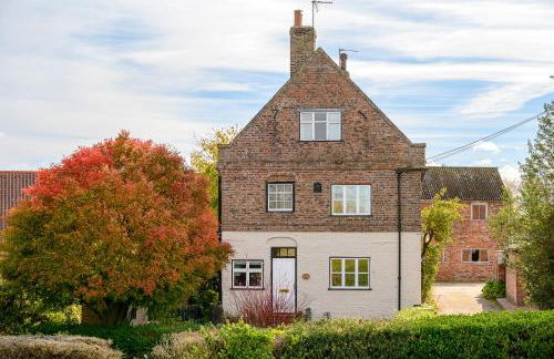 Ouse View House, Historic House with Log Burner and Countryside Views Near York - Foto 1