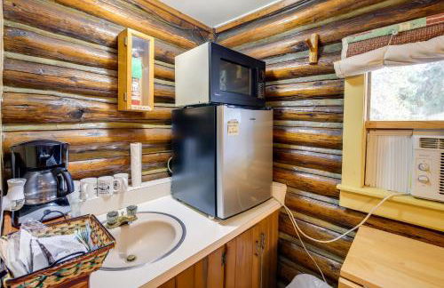 Black Diamond Guest Ranch Cabin with Lodge Access! - Foto 8