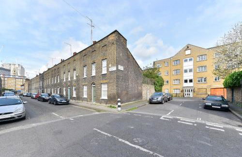 JOIVY Cozy apartment near National Theatre - Foto 26