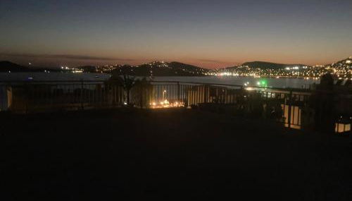 Athens Palaia Fokaia Entire Flat 2 bedrooms with panoramic sea views and a massive veranda , only steps away from the beach and amenities - Foto 2