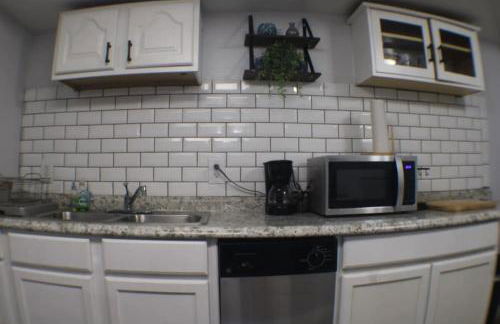 Modern 1 BR Apt - Easy Parking 5 min from Downtown - Foto 8