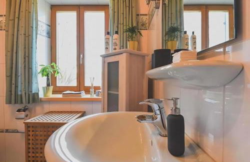 Charmante Chiemgauwohnung - Foto 10