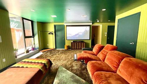 Bright 2-Story Brooklyn Oasis w Patio & Fire Pit - Foto 4