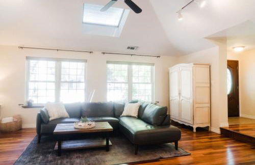 Grass Valley Home with Hot Tub - Photo 21