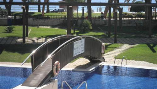 Beachfront Apartment with Pool and Garden S Abanell Blanes - Foto 3