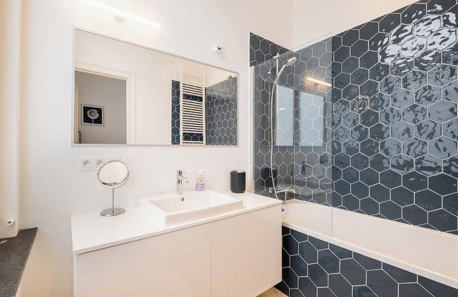 New Apartment Center of Trendy St Gille - Foto 27