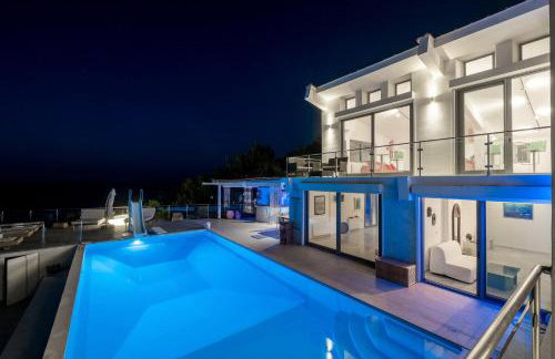 Icarus Luxury Beachfront Villa - Foto 6