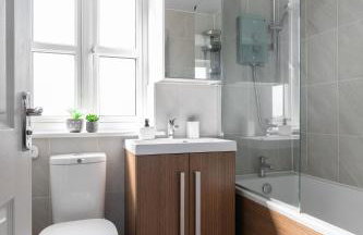 Weekly & Monthly Rates! Stunning Home By Stansted Airport - Foto 51