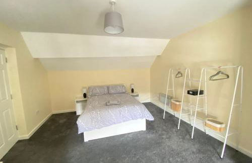 Hodge Bower Holidays - Ironbridge, Squires - Foto 7