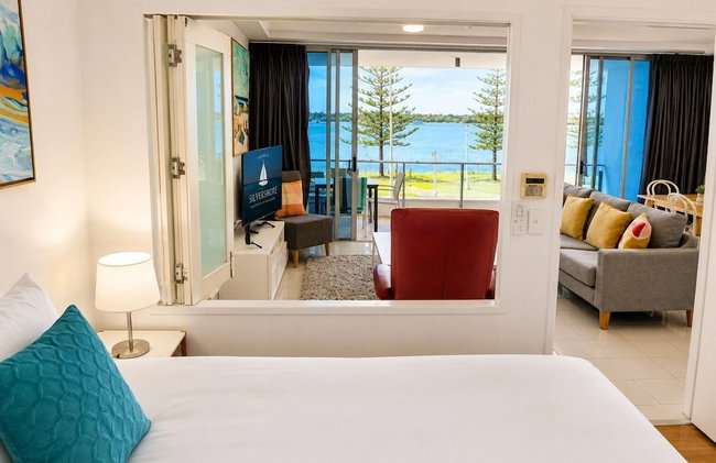Silvershore Apartments on the Broadwater - Foto 24