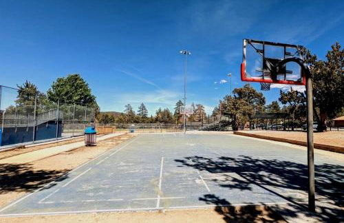 Bel Air of Big Bear - Fun & Tech & Massive Cabin - Foto 51