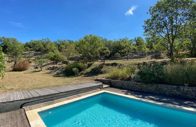 Sunlit Villa in Banne - Photo 22