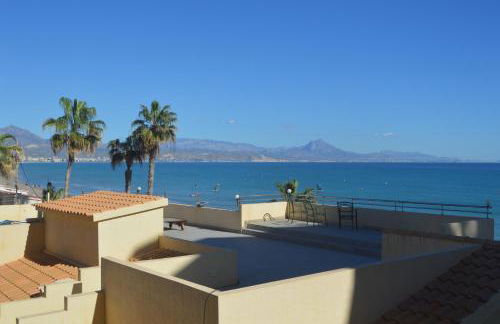 Maravilloso Apartamento AMANECER CABO a pie de playa y mar en CHALET ROQUETES - Foto 62