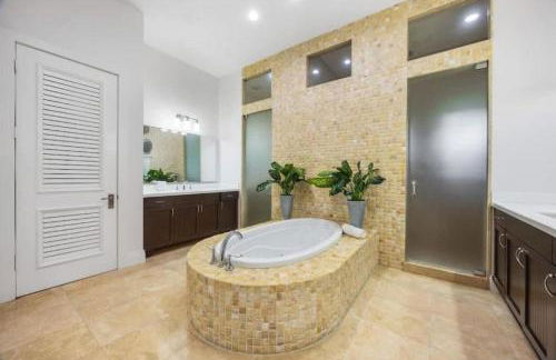 New Luxe Super Villa by The Glam Homes - Foto 13