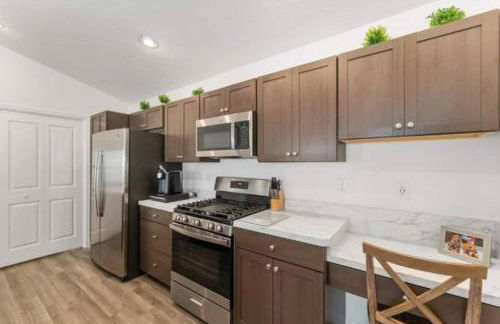 Large 3 bedroom with Pool and Golfcart - Foto 15